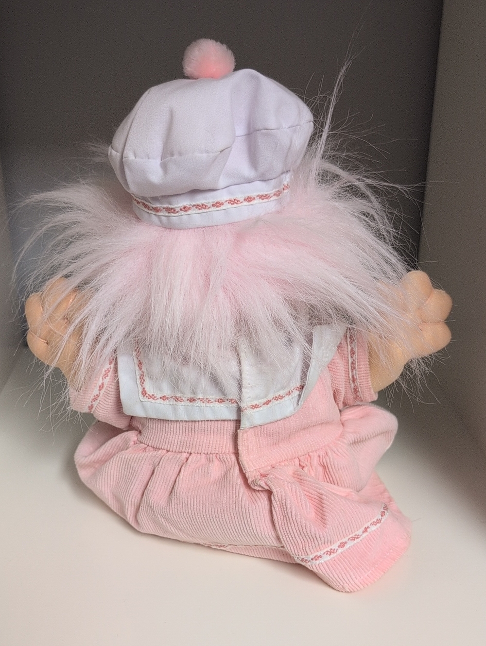 Adorable RUSS Pink Hair Troll Doll With Corduroy Dress And Hat Mint Condition - Picture 3 of 5